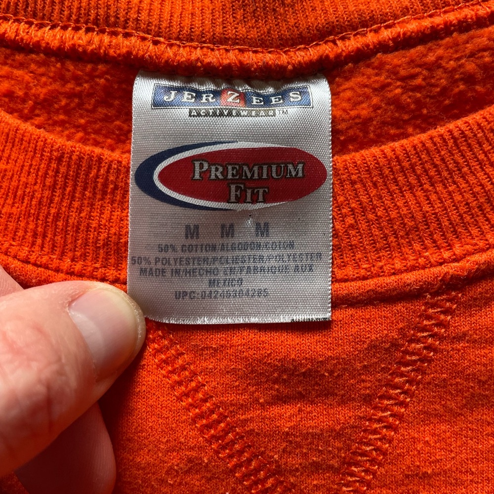 Vintage Basic Sweatshirt - image 6